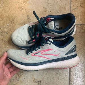 Brooks glycerin 19